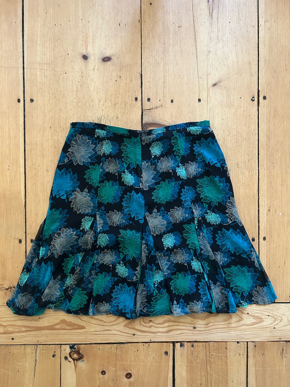 Vintage Alfani Black Midi Skirt with Teal & Aqua Floral Print - Picture 5 of 8